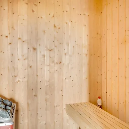 Casa vacanze Cozy In An Older In Thy